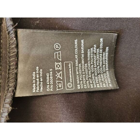 H&M LBD, Sleeveless,  Ruffled at Neckline, Armhole and Waist. Babydoll Style. 
S - Picture 9 of 10